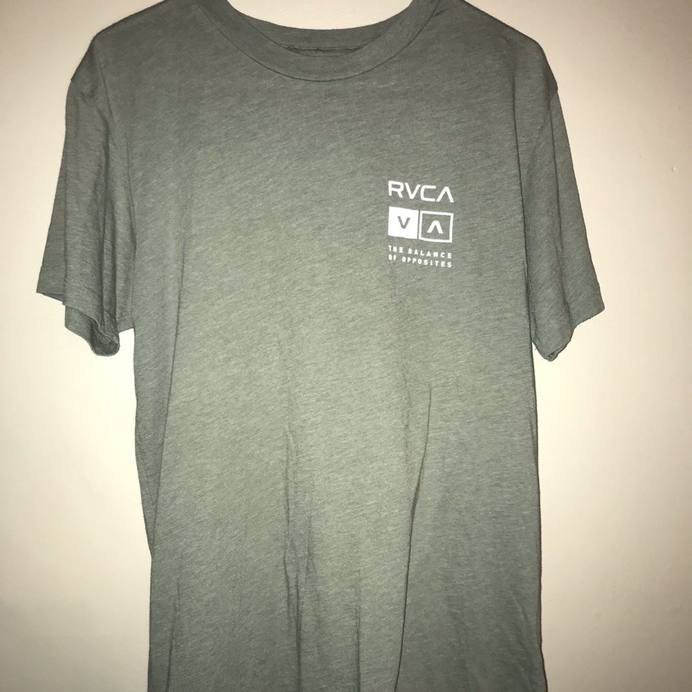 Men’s RVCA shirt medium